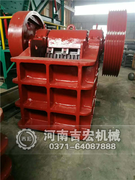 碳化硅顎式破碎機工作原理及價格簡介