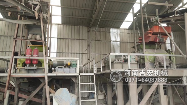 硬料克星！河南液壓對輥制砂機專破米石,出料粒度精準可控!